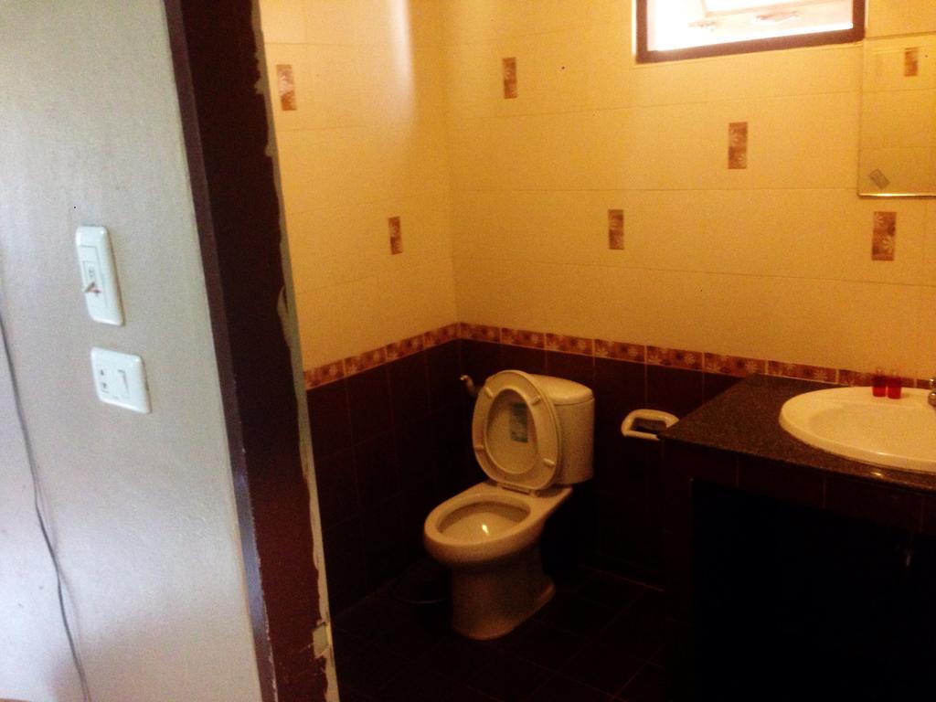Wanchareon Resort Csaveng-part Kültér fotó