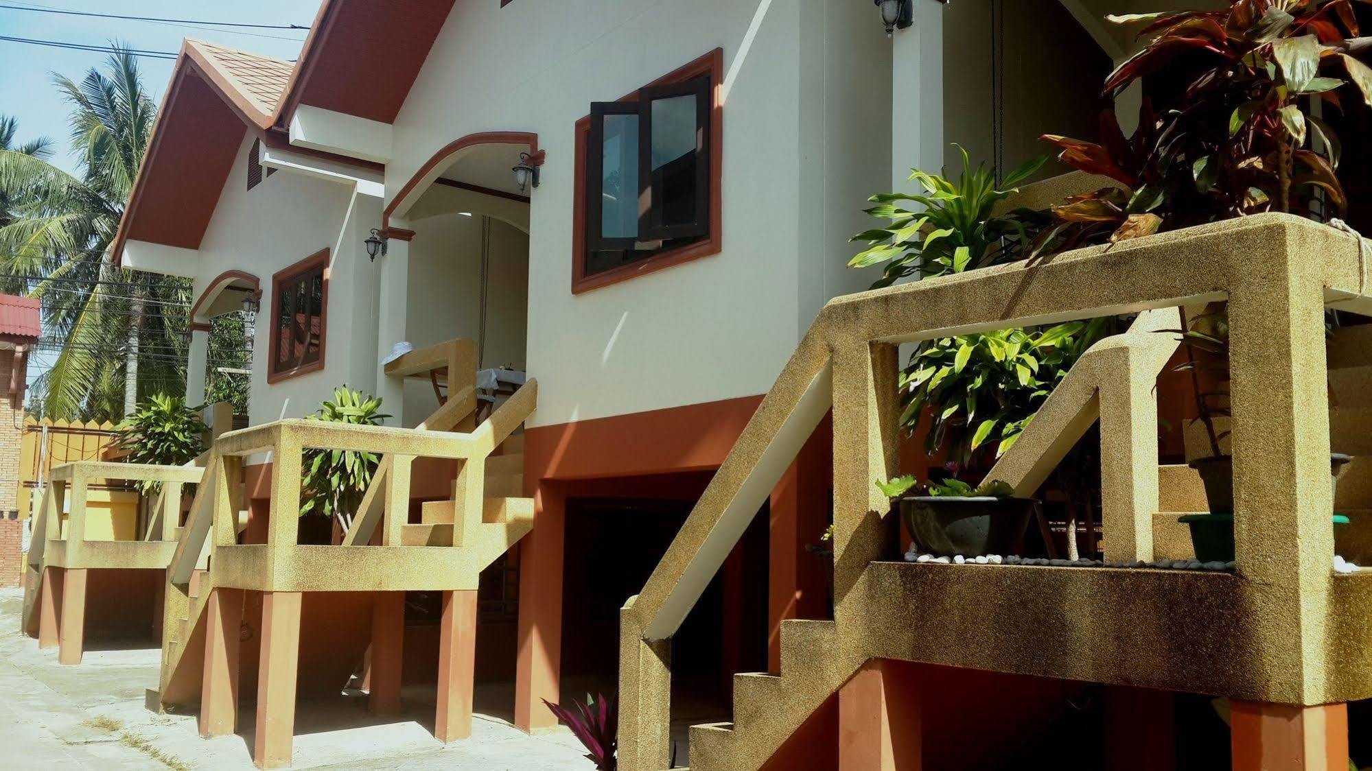 Wanchareon Resort Csaveng-part Kültér fotó