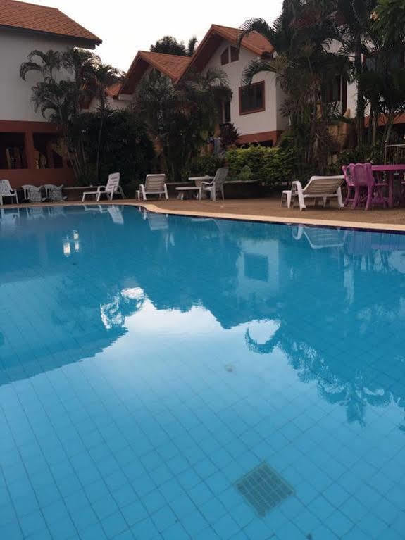 Wanchareon Resort Csaveng-part Kültér fotó